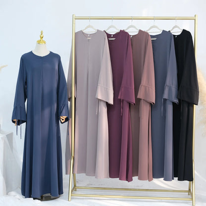 Elegant Dubai Abaya Dress – Modest Solid Color Islamic Robe for Women